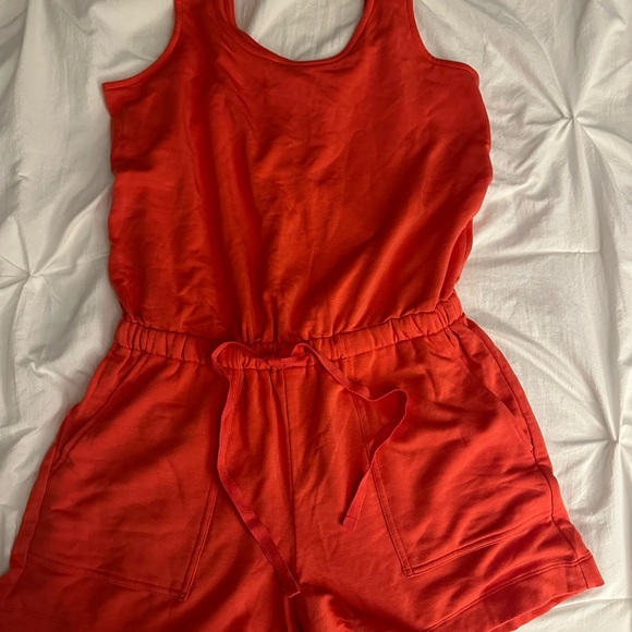 Lou and Grey Loft Coral/Orange Romper Size Small - Picture 1 of 3